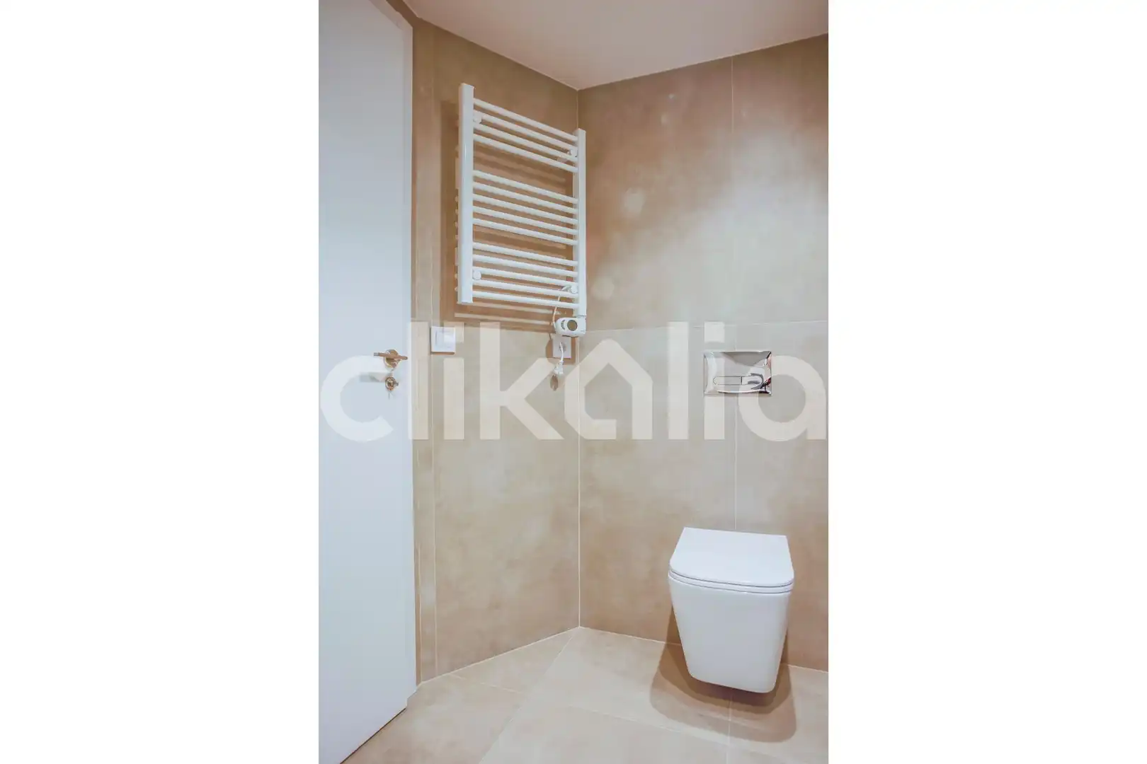 Baño de Piso en venta en Madrid con Aire acondicionado y Calefacción