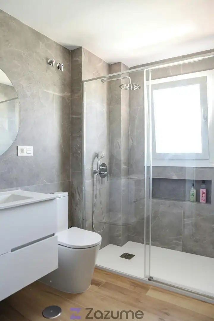 Flat for rent in C. Eduardo de Palacios, Los Guindos - Parque Mediterráneo - Santa Paula