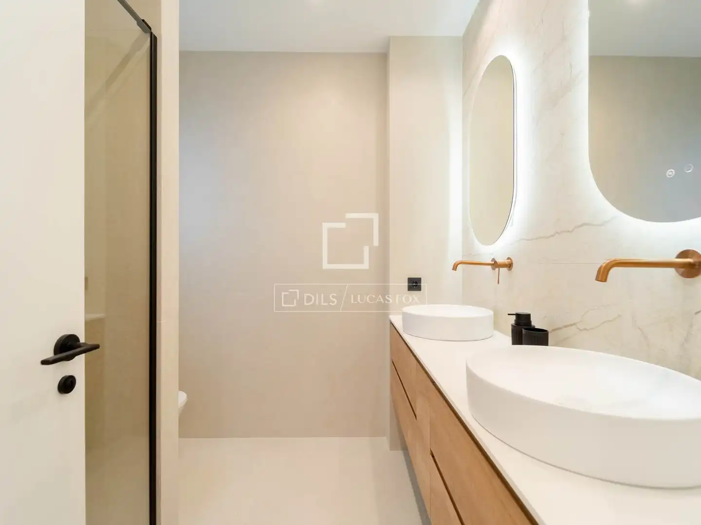 Bathroom of Flat for sale in L'Eixample