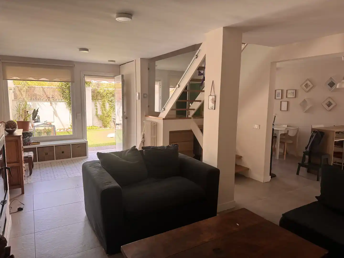 Sala de estar de Casa o chalet en venta en  Madrid Capital con Aire acondicionado y Balcón