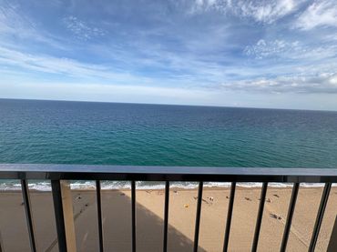 Estudio con piscina en venta en Passeig Marítim