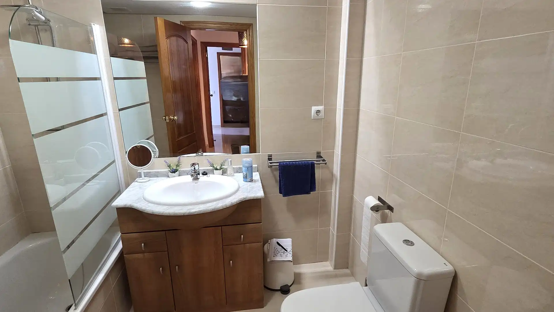 Baño de Piso en venta en Cartagena con Aire acondicionado, Calefacción y Terraza