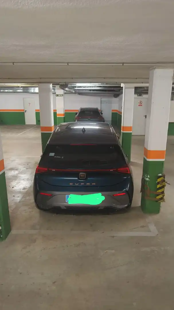 Aparcament de Garatge en venda en Sant Cugat del Vallès