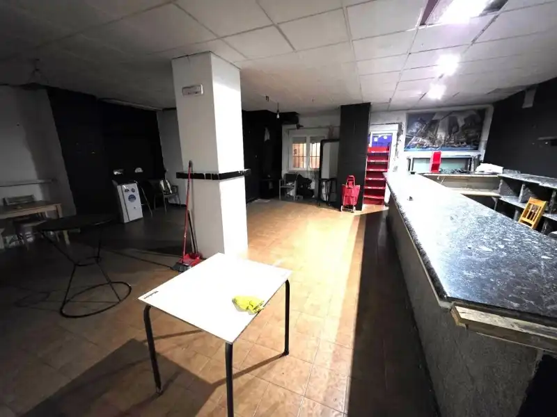 Business premises for sale in Jarandilla de la Vera, imagen 5