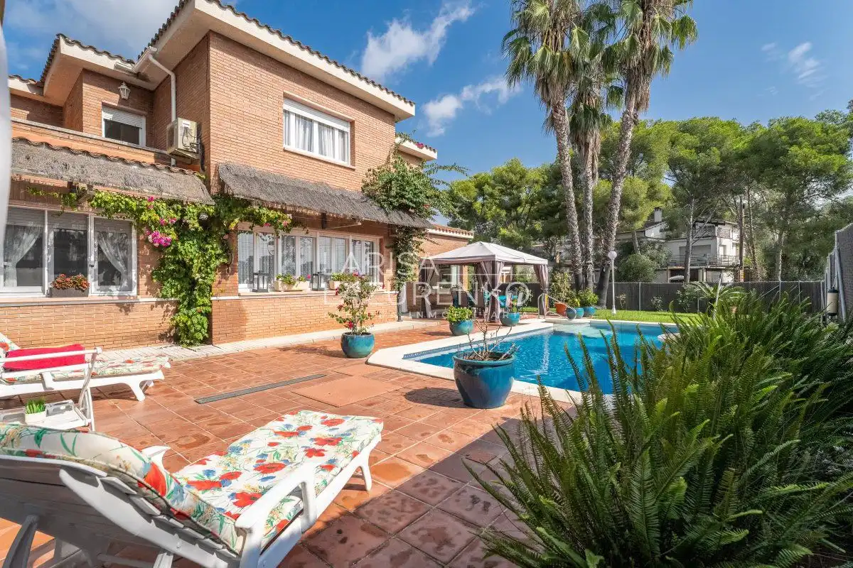 Jardín de Casa o chalet en venta en Tarragona con Aire acondicionado, Calefacción y Jardín privado