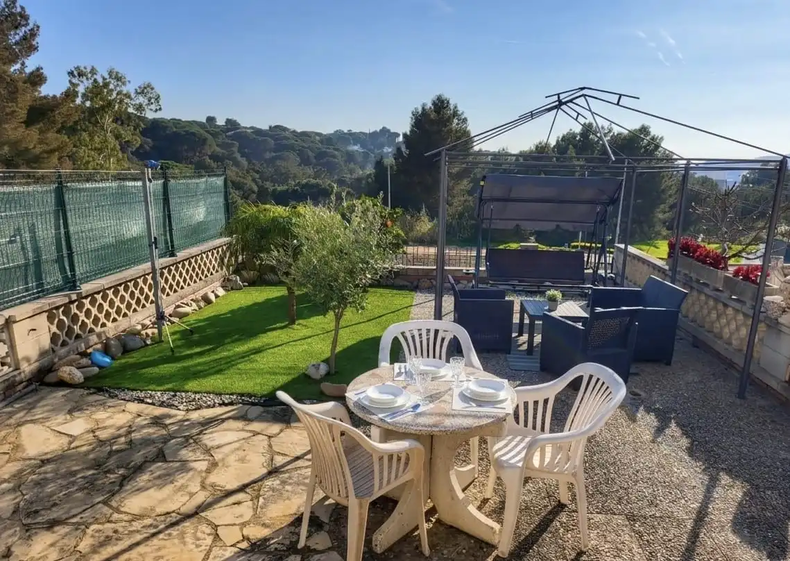 Terrasse von Wohnungen zum Verkauf in Lloret de Mar mit Heizung, Privatgarten und Terrasse