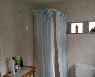 Bany de Casa o xalet en venda en Santiago de Compostela  amb Calefacció, Terrassa i Traster