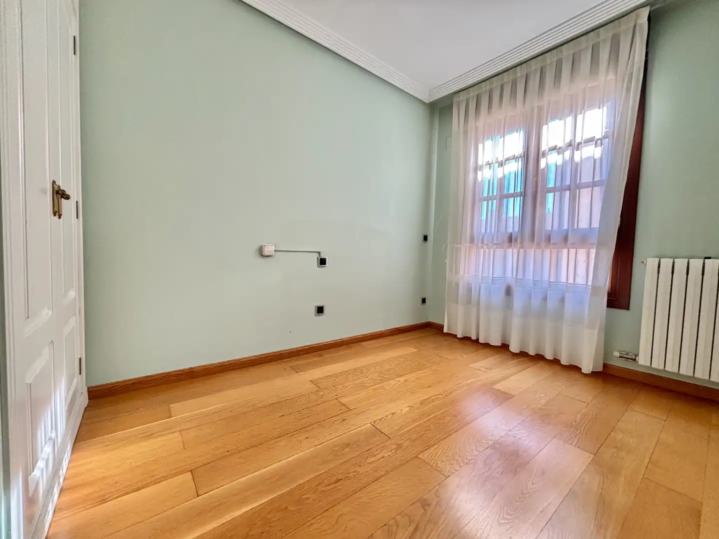 Schlafzimmer von Maisonette zum Verkauf in Zaragoza mit Klimaanlage, Heizung und Parkett