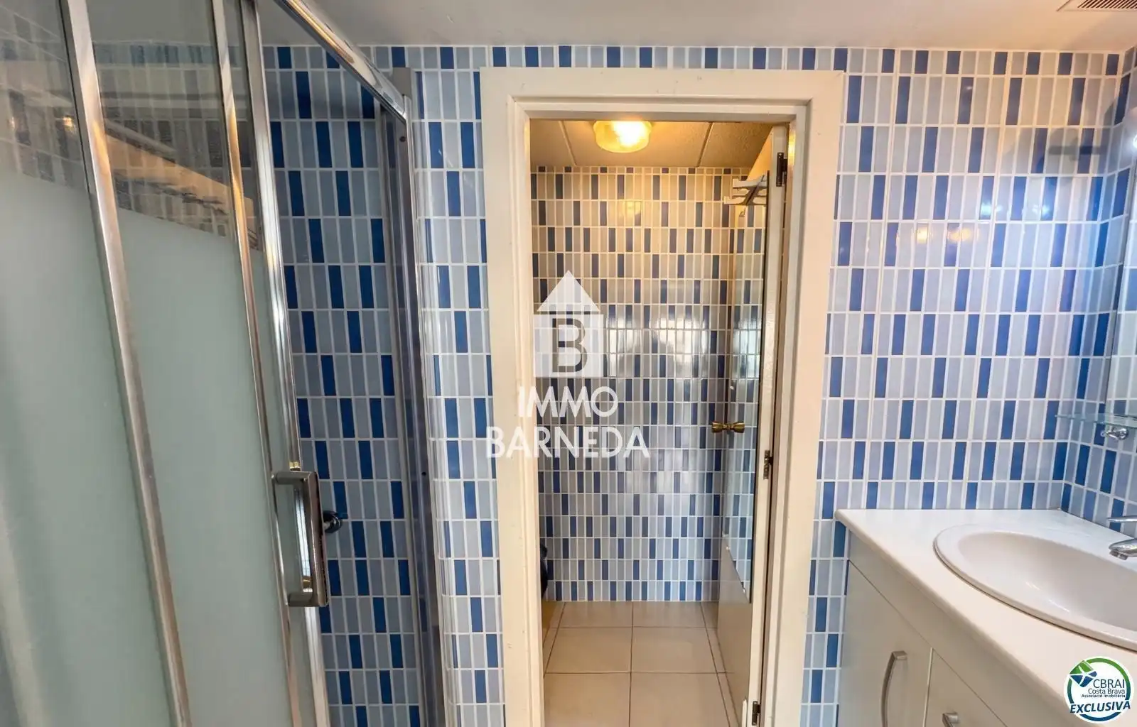 Flat with terrace for sale in DE LA GOLA DE L'ESTANY 10, imagen 17