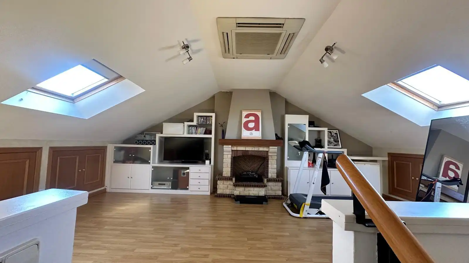 Detached homes for sale in Alcorcón  with Air Conditioner, Heating and Private garden