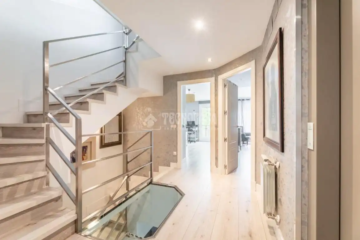 Casa adosada en venta en Torrelodones con Calefacción, Terraza y Balcón