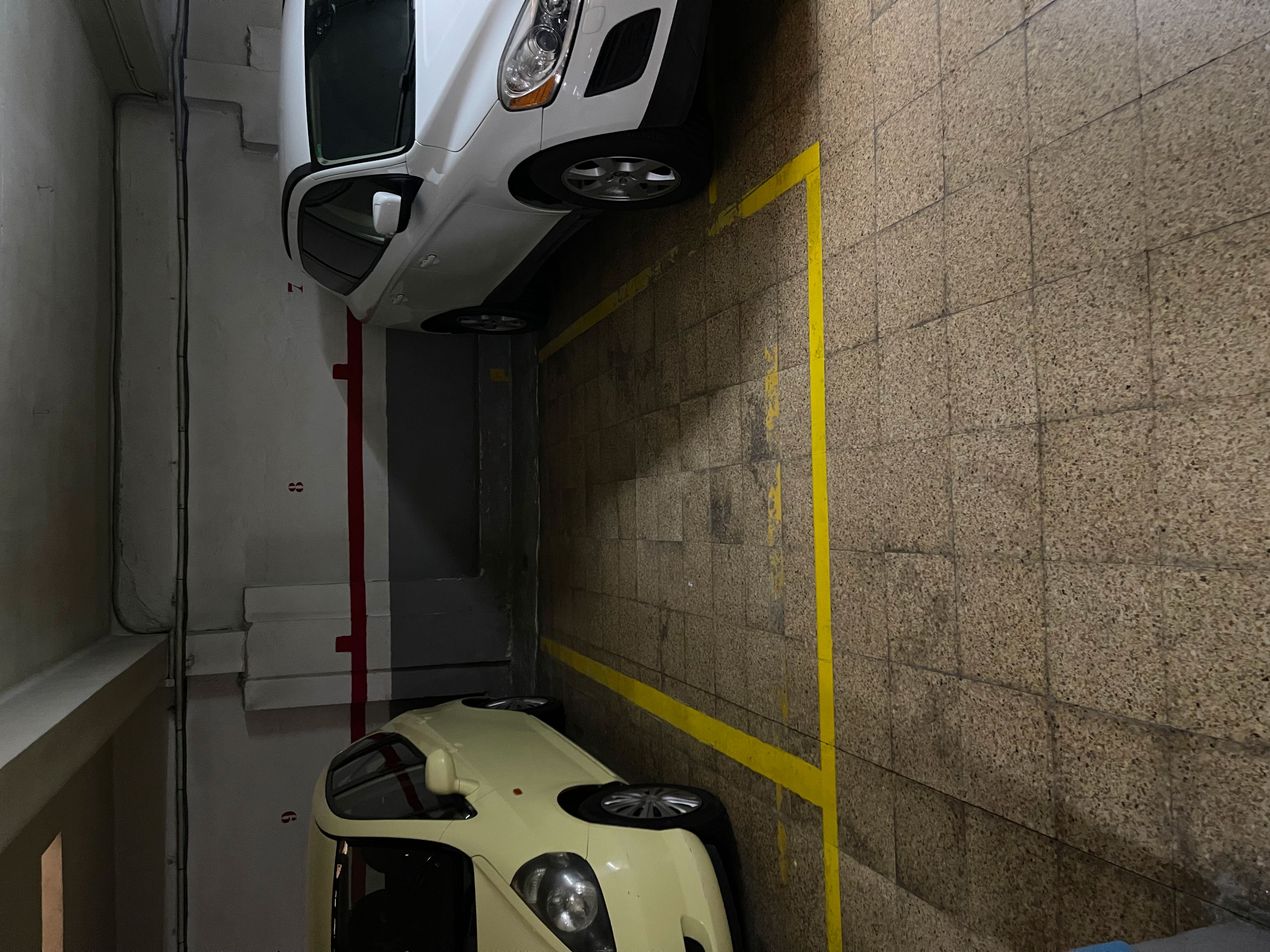 Parkplatz von Garage zur Miete in  Valencia Capital