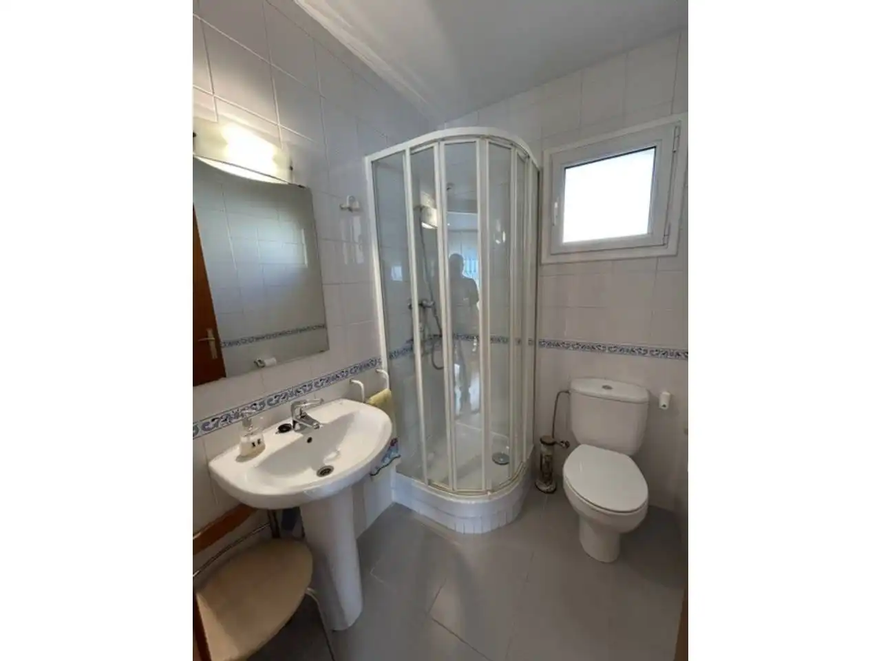 Bathroom of Flat for sale in Terrassa  with Air Conditioner, Heating and Terrace