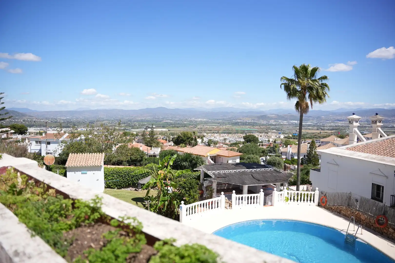Exterior view of Houses for sale in Alhaurín de la Torre  with Air Conditioner, Private garden and Storage room