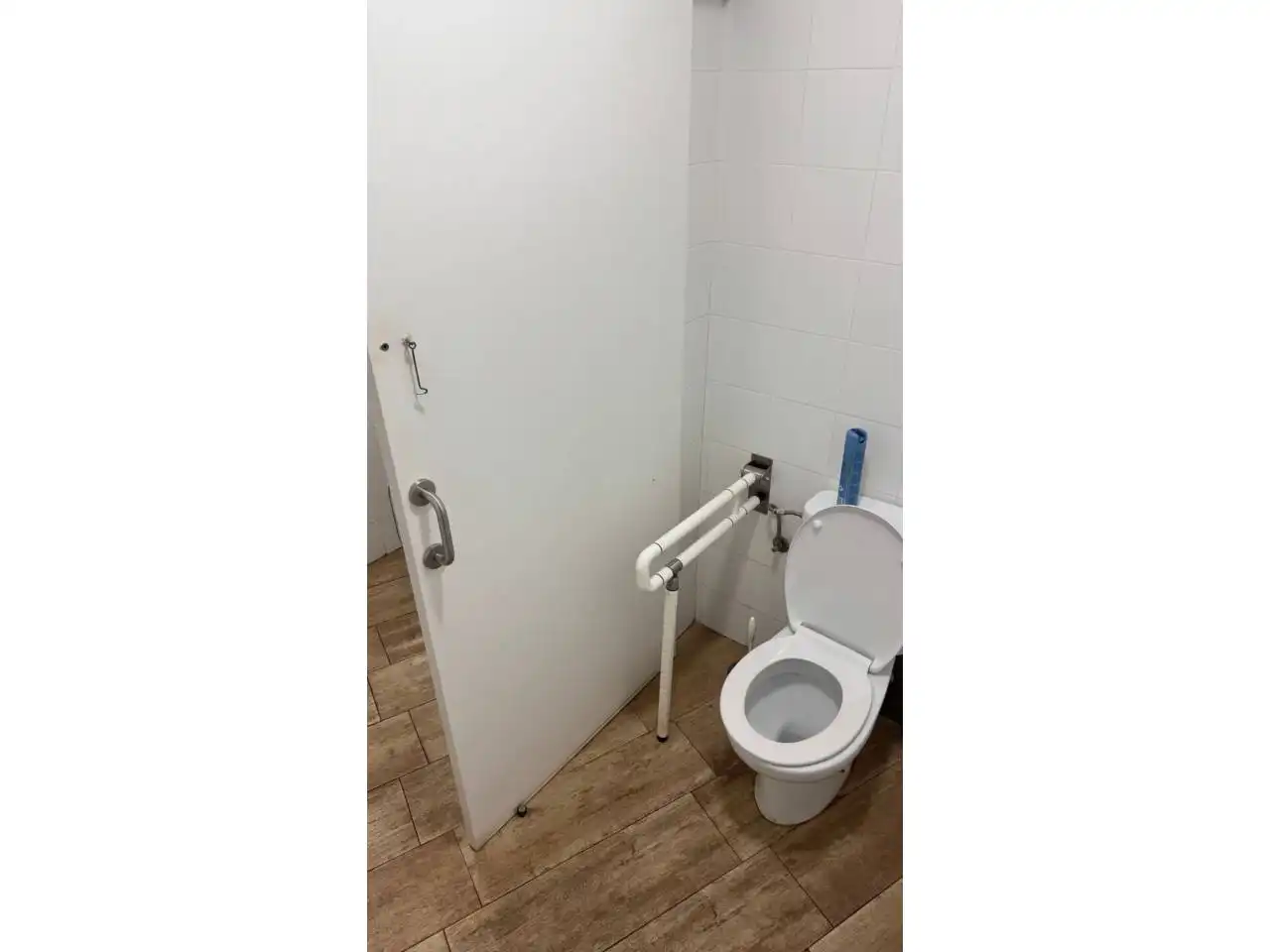 Local comercial en traspàs a Ciutat Vella, imagen 8