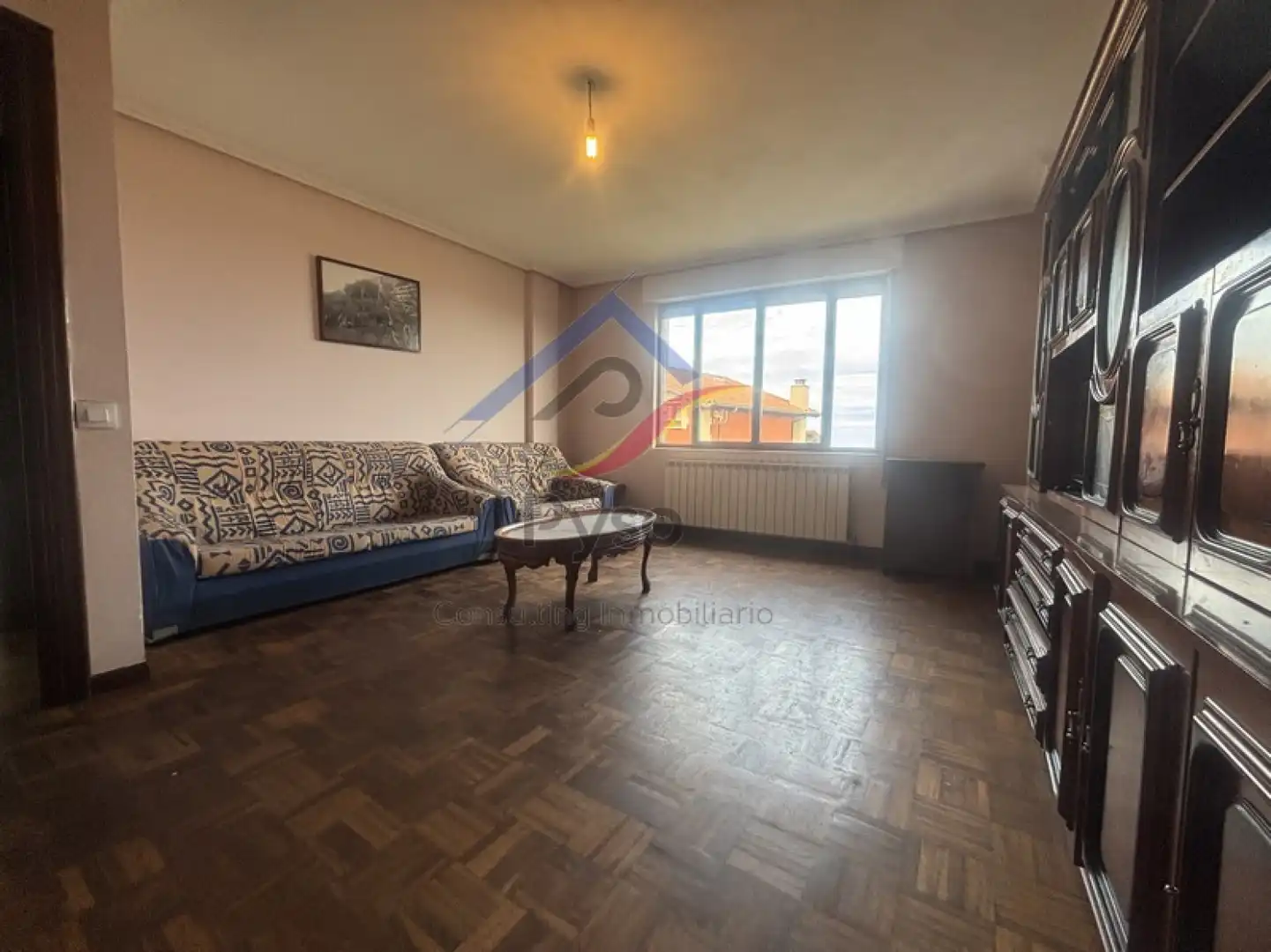 Sala d'estar de Casa o xalet en venda en Santander amb Parquet