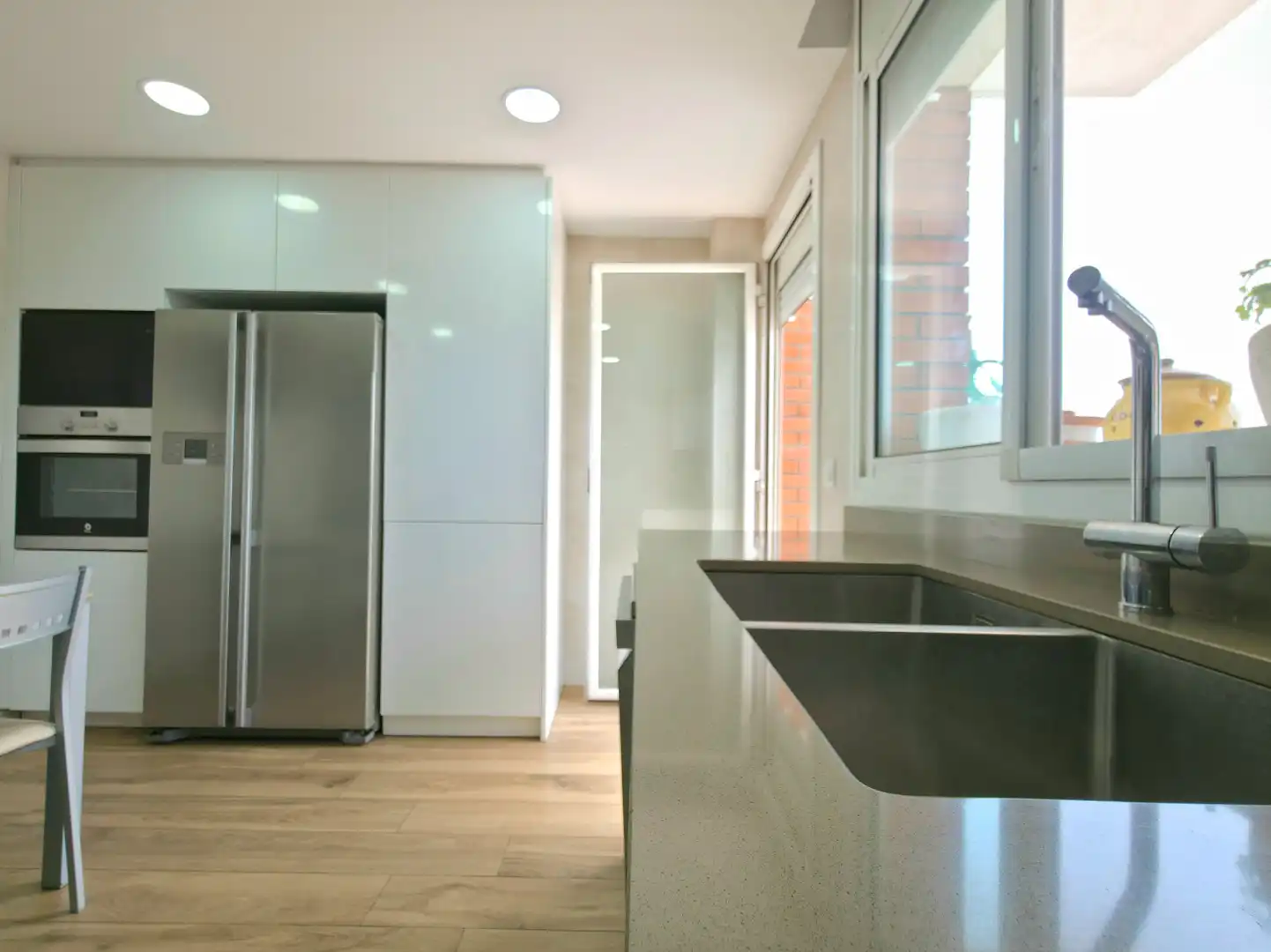 Cocina de Casa o chalet en venta en Sant Vicenç Dels Horts con Aire acondicionado, Calefacción y Jardín privado