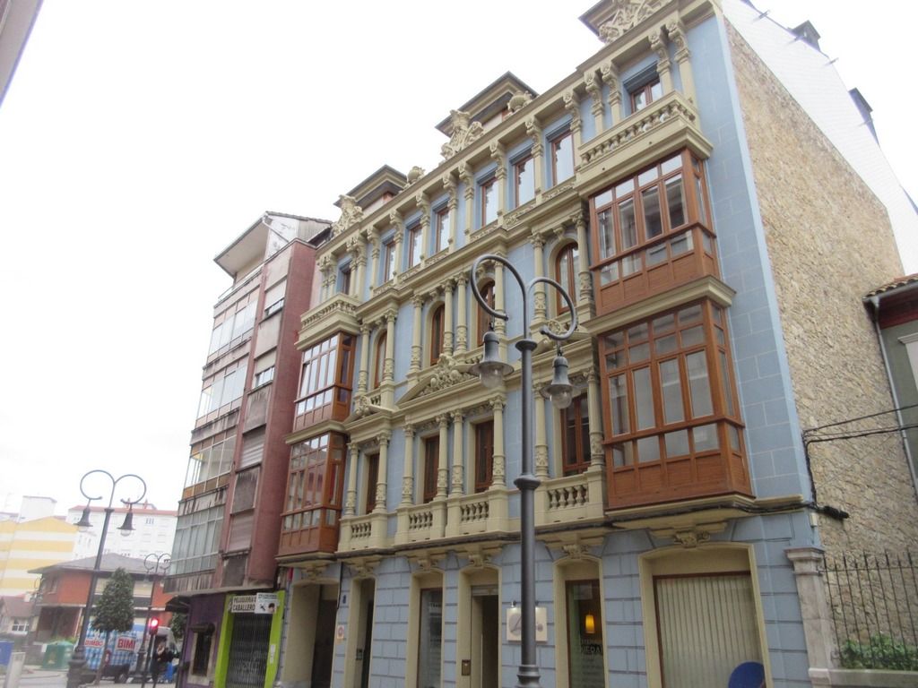 Vista exterior de Dúplex en venda en Avilés