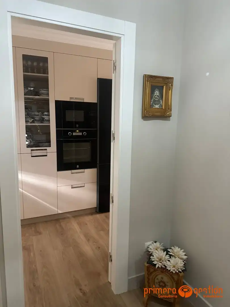 Cocina de Piso en venta en Lora del Río con Aire acondicionado, Calefacción y Trastero