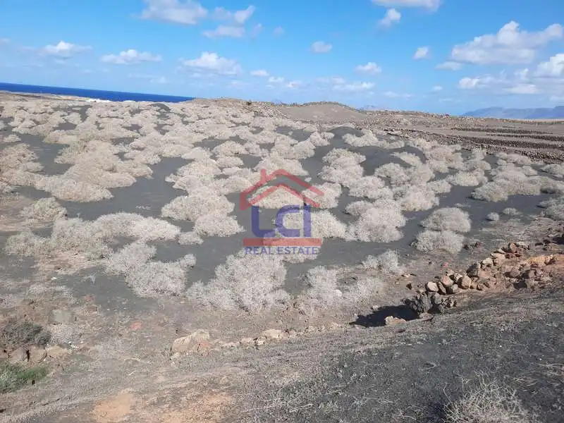 Terreno en venta en Teguise