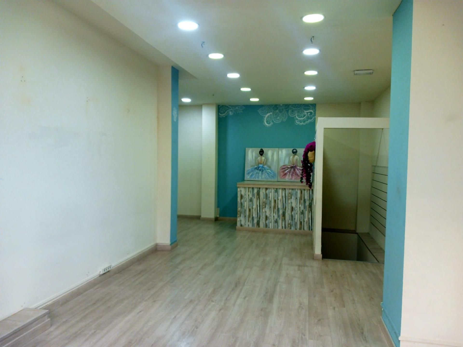 Premises to rent in Majadahonda  with Air Conditioner