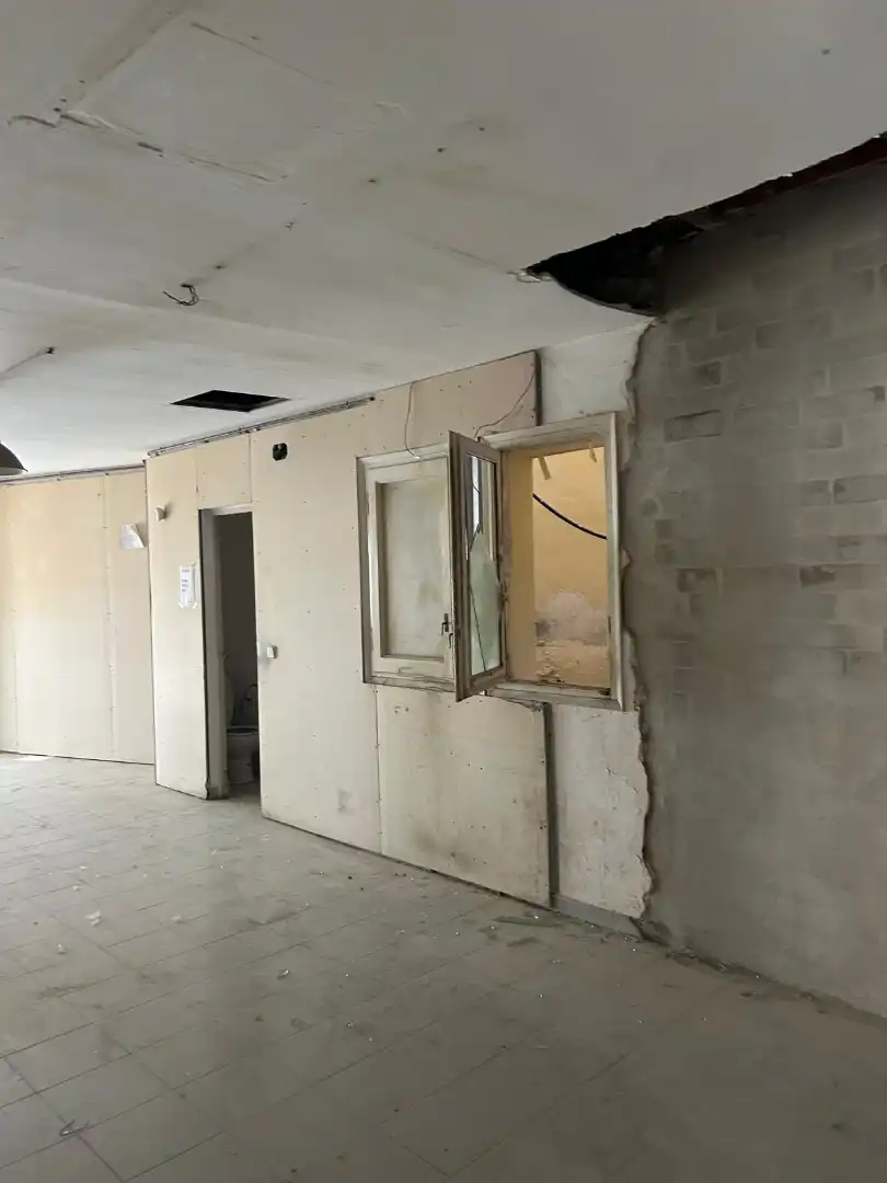 Büro zum Verkauf in Terrassa mit Abstellraum