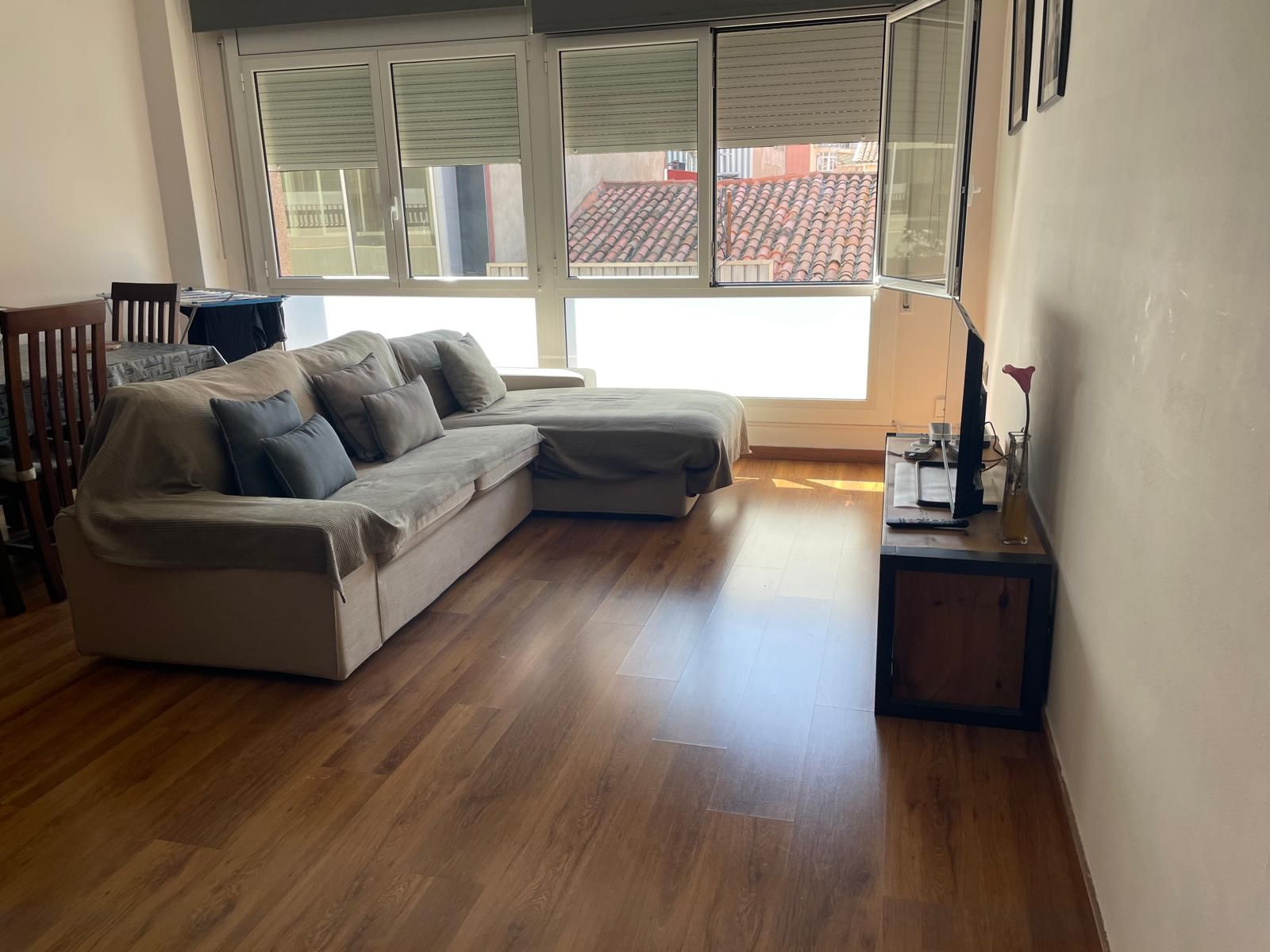 Sala d'estar de Pis en venda en Terrassa amb Balcó