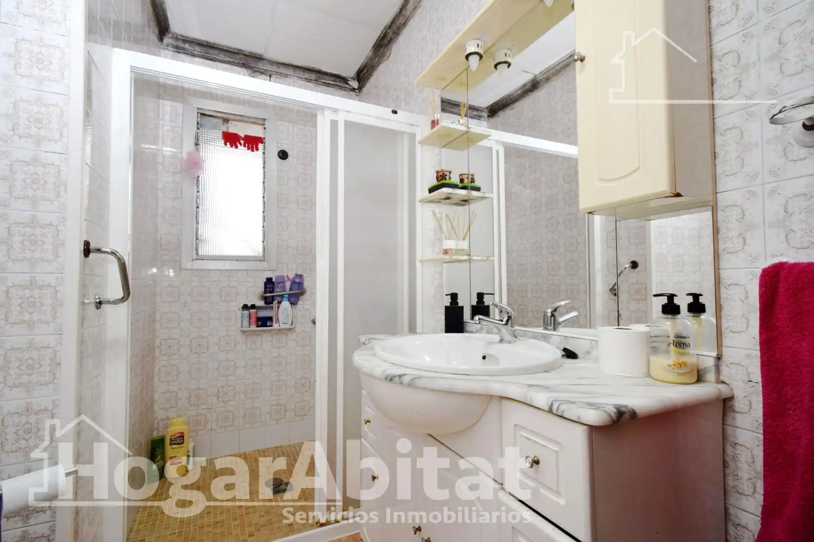 Baño de Piso en venta en Torrent con Aire acondicionado, Calefacción y Terraza