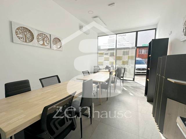 Local comercial en Venta en Calle de Méjico en Valleaguado - La Cañada