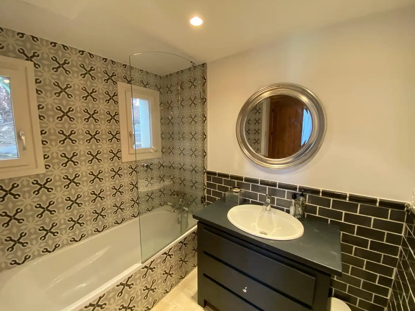 Bathroom of Houses for rent in Marbella  with Furnished