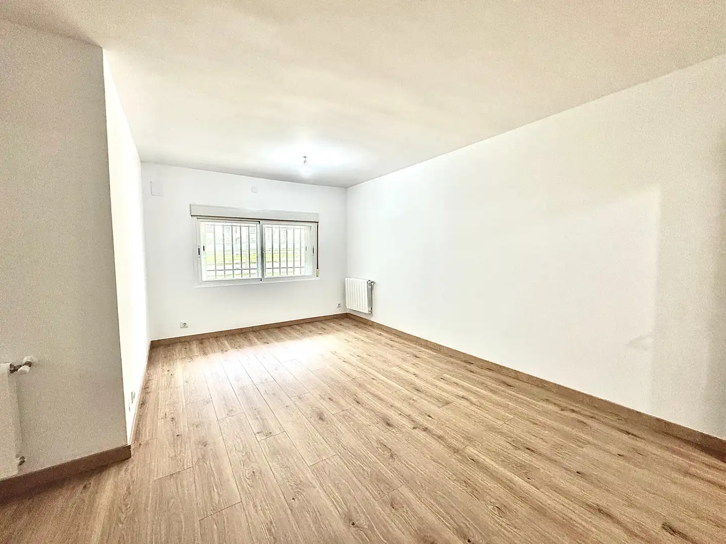 Habitación de Piso en venta en Fuenlabrada con Calefacción y Piscina comunitaria