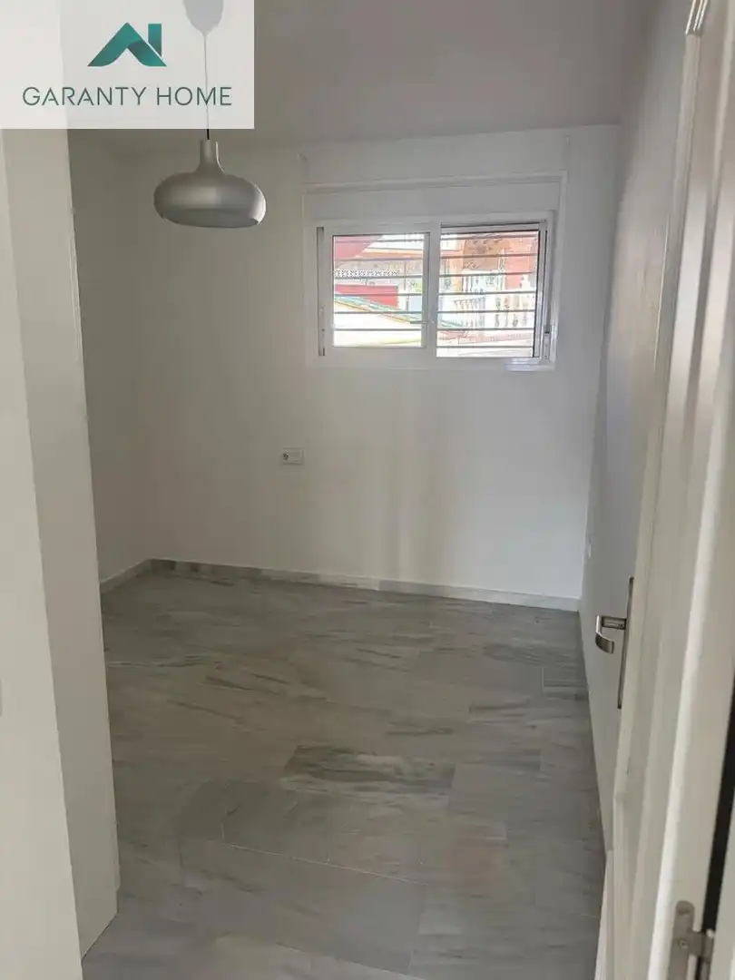 Bedroom of Flat for rent in Málaga  with Air Conditioner, Heating and Terrace