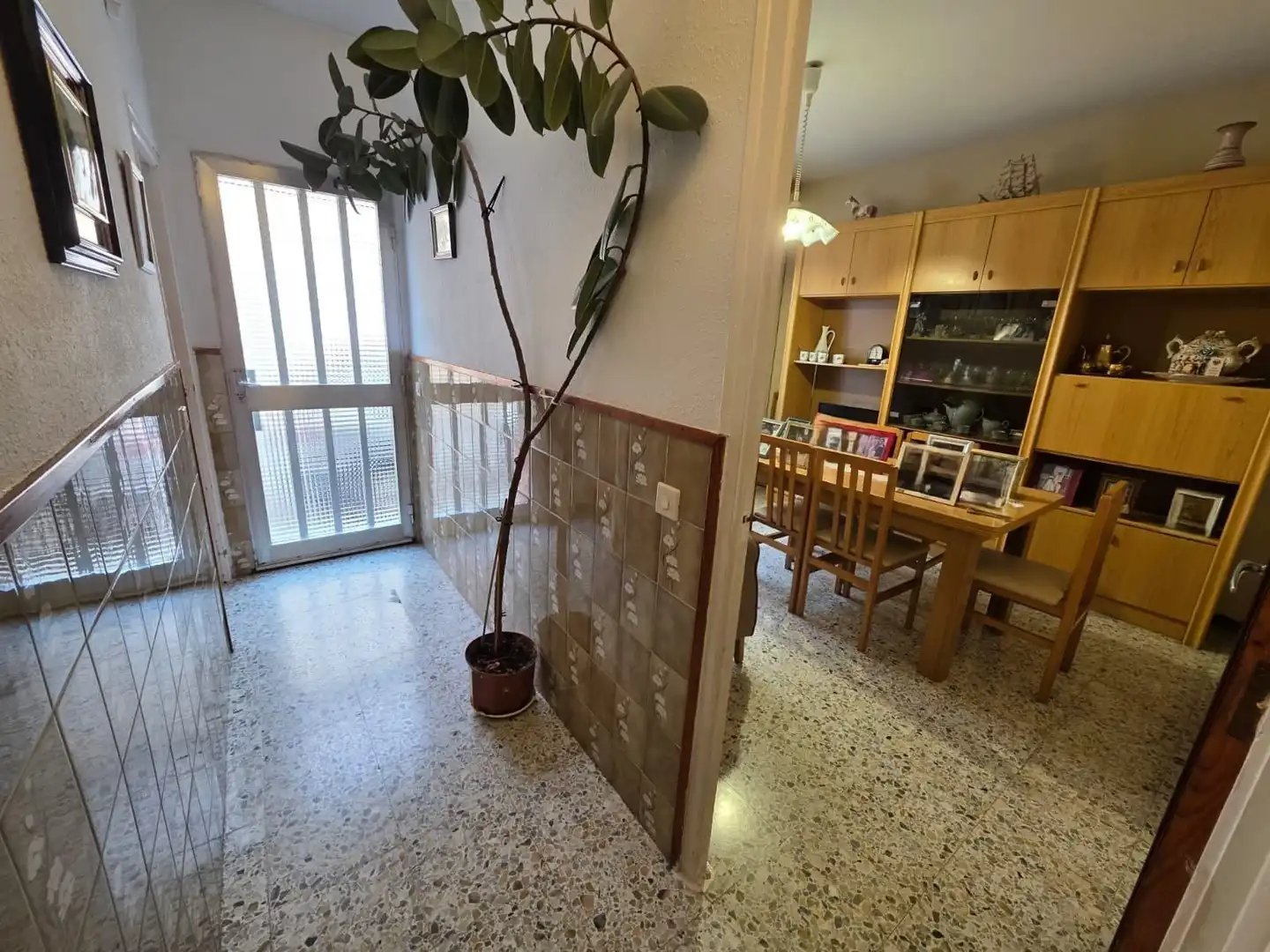 Erdgeschoss zum Verkauf in Vilanova del Camí mit Heizung, Terrasse und Abstellraum