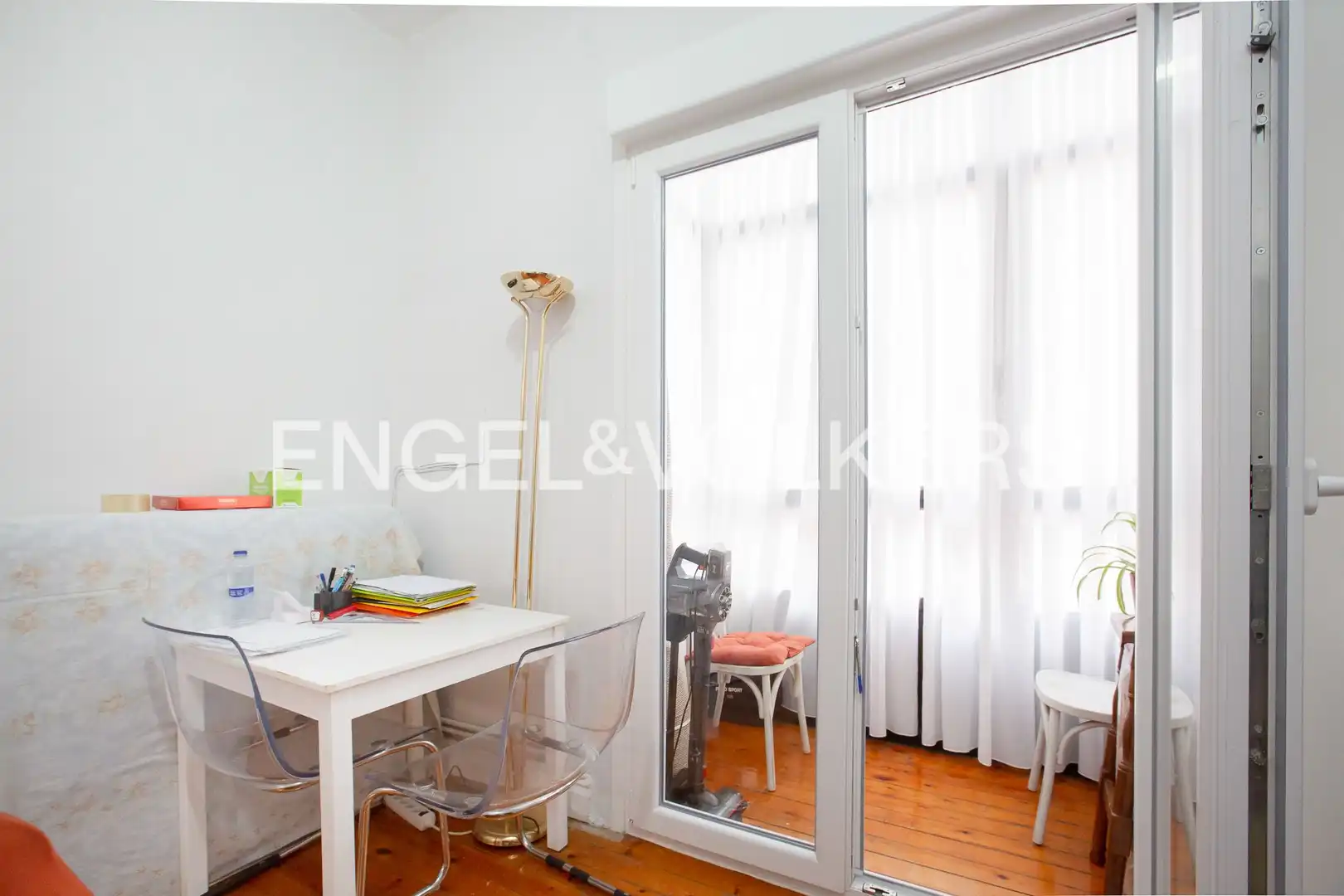 Habitación de Piso en venta en Bilbao  con Calefacción y Balcón
