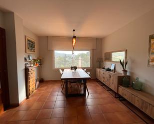 Menjador de Casa adosada en venda en Sant Iscle de Vallalta amb Aire condicionat, Terrassa i Balcó