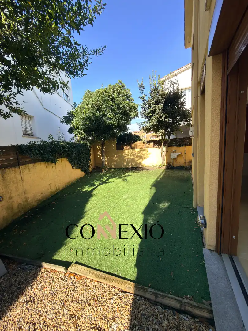 Jardín de Casa o chalet en venta en Banyoles con Aire acondicionado, Calefacción y Jardín privado