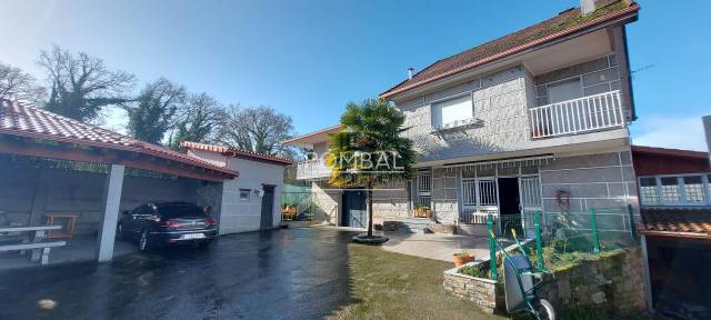 Casa-chalet en Venta en MEAMAN en Baños de Molgas