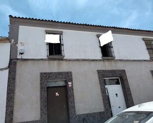 Vista exterior de Casa o xalet en venda en Valdetorres amb Terrassa