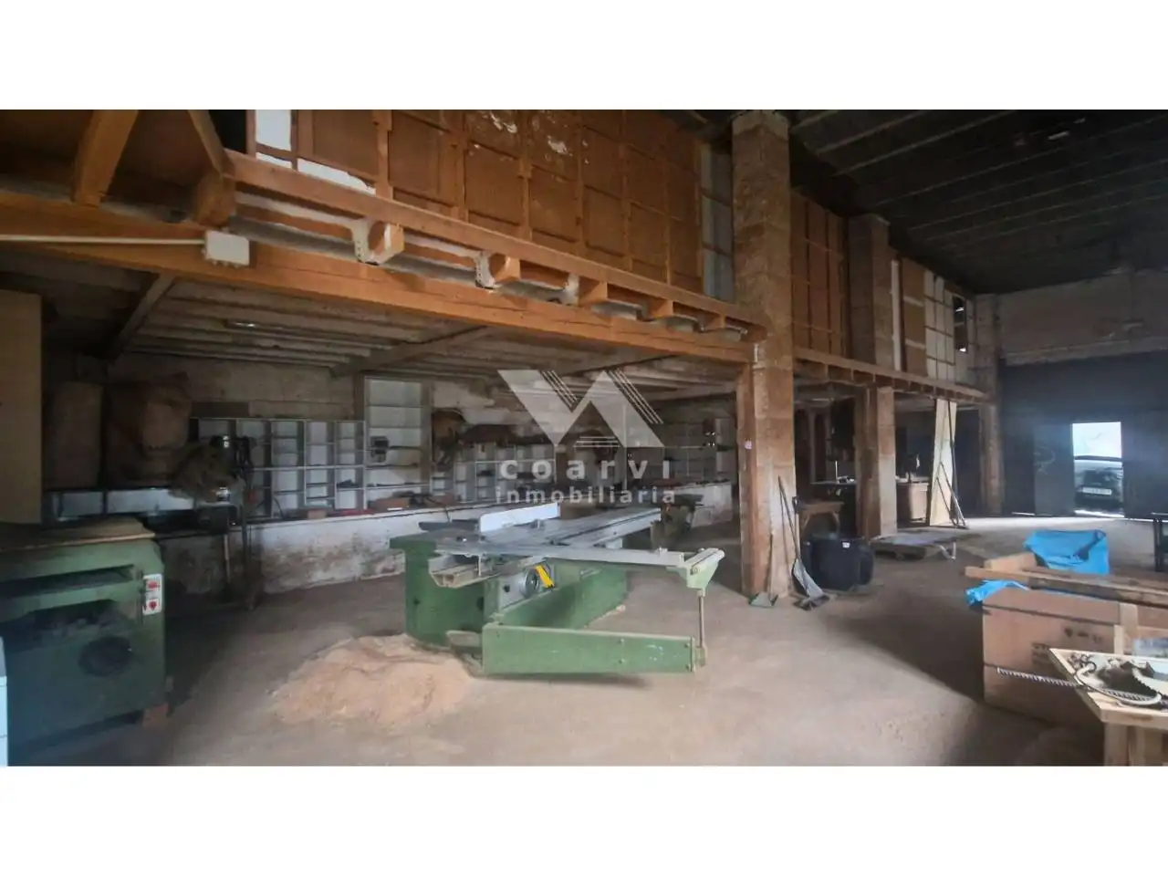 Local comercial en venta en Calle Escaleras