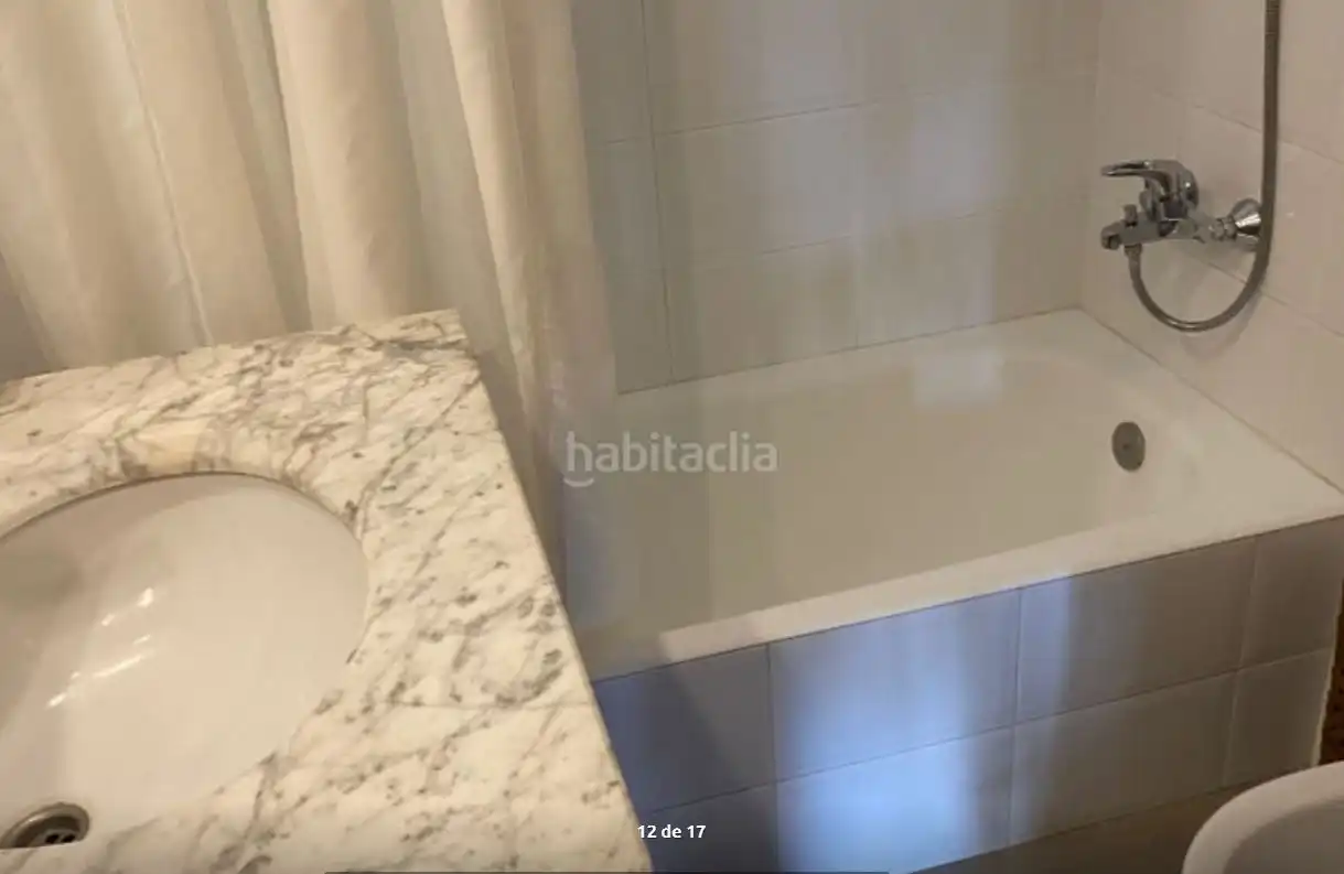 Bany de Àtic en venda en Palamós amb Moblat i Balcó