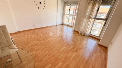 Foto 3 de Piso de alquiler en Barrio de Benicalap, Valencia Capital