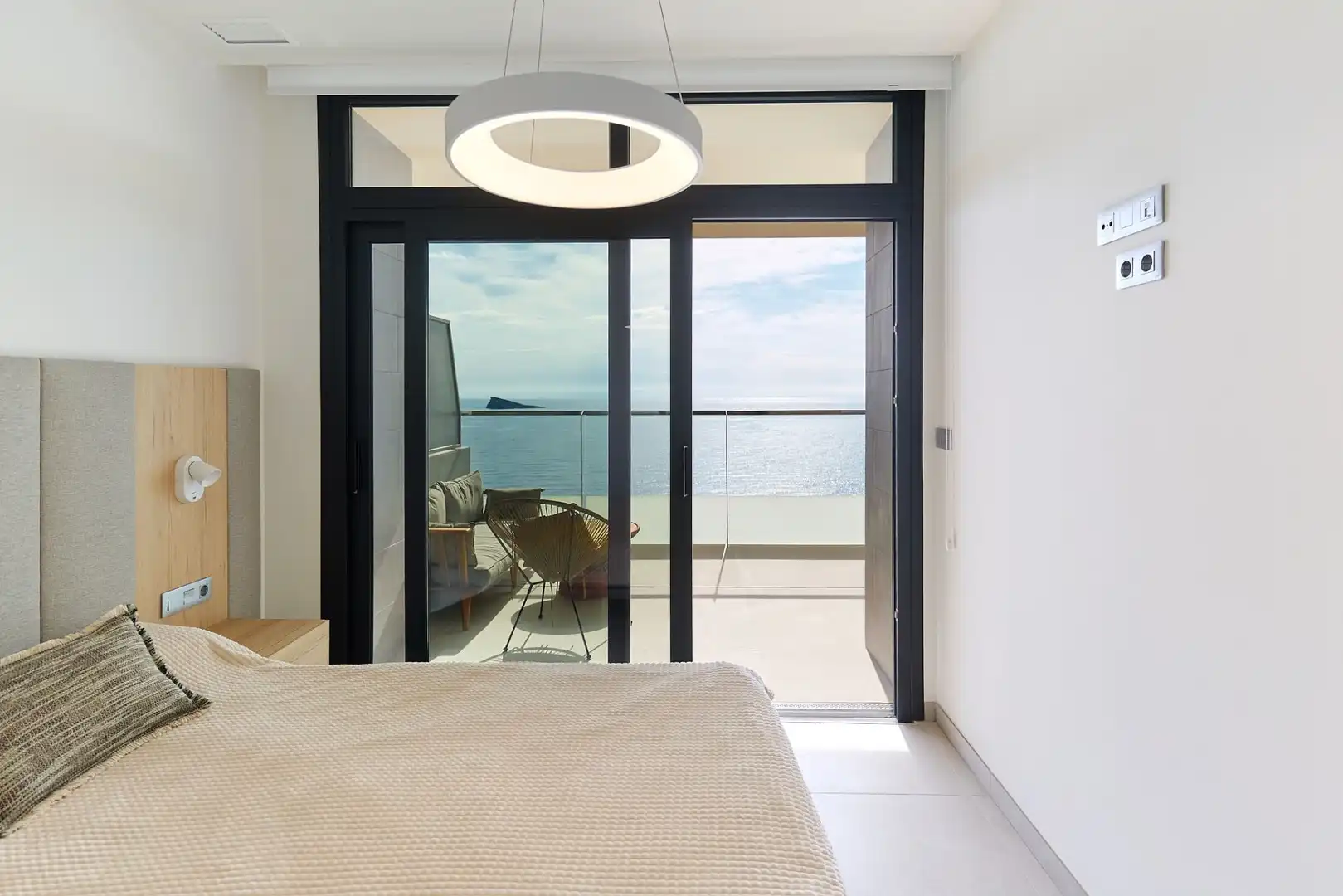Dormitori de Apartament en venda en Benidorm amb Aire condicionat, Calefacció i Terrassa