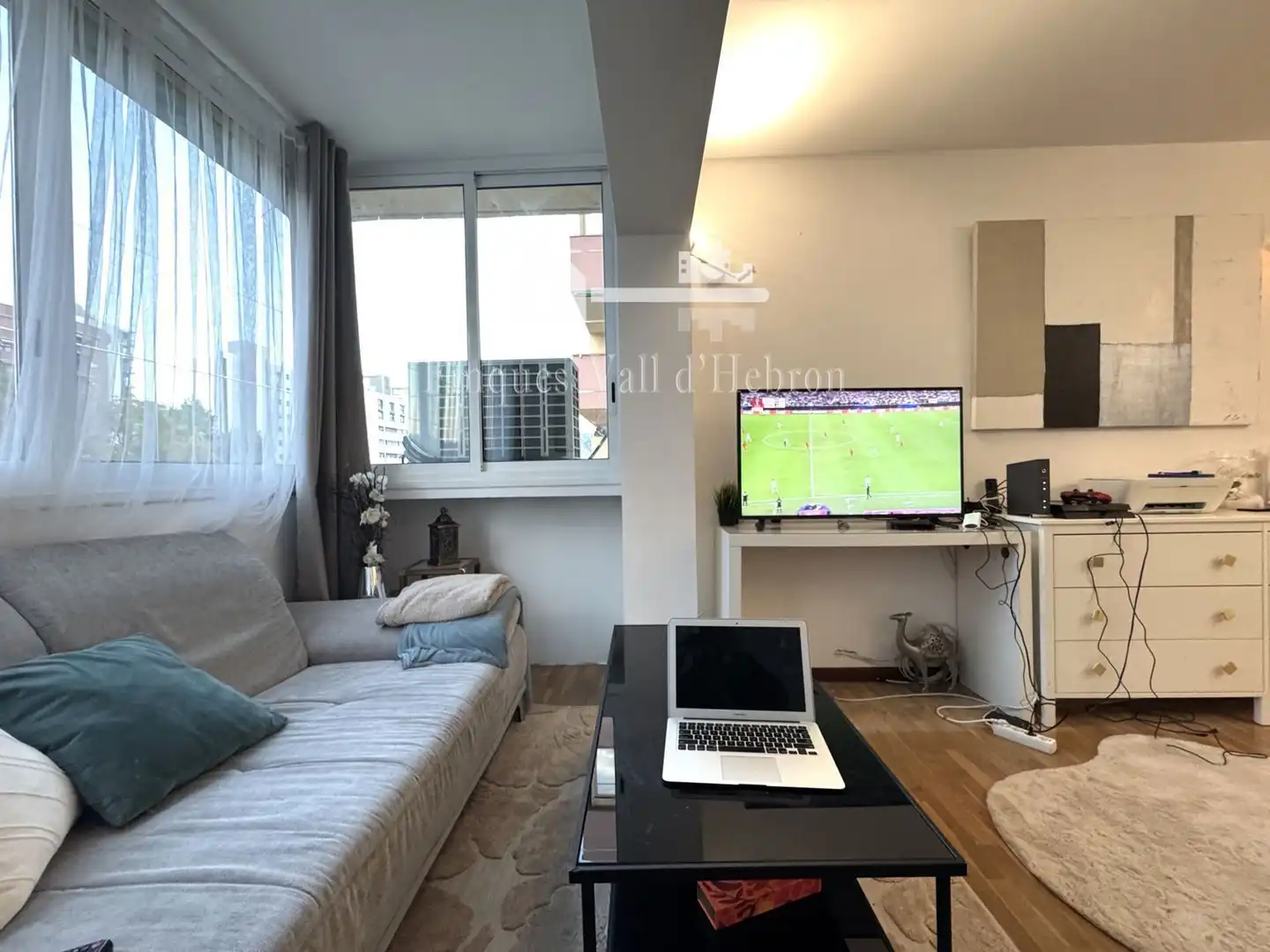 Sala d'estar de Pis en venda en Barcelona amb Aire condicionat, Calefacció i Terrassa
