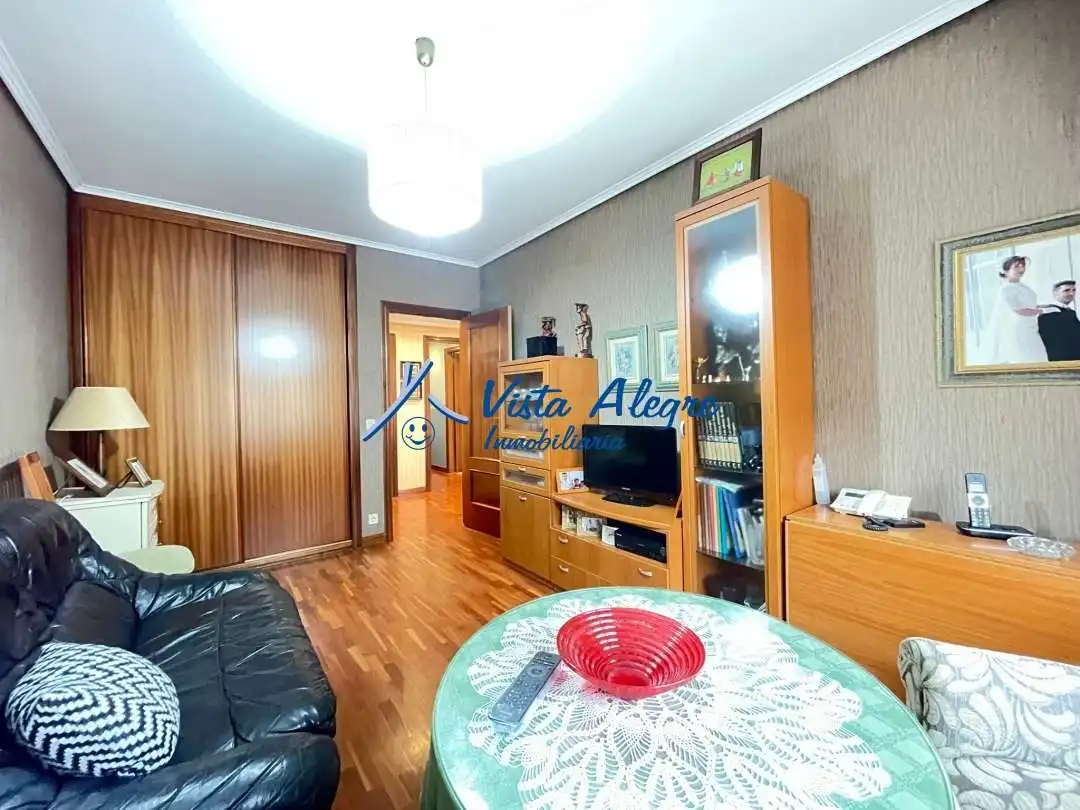Sala de estar de Piso en venta en Haro con Calefacción, Terraza y Trastero
