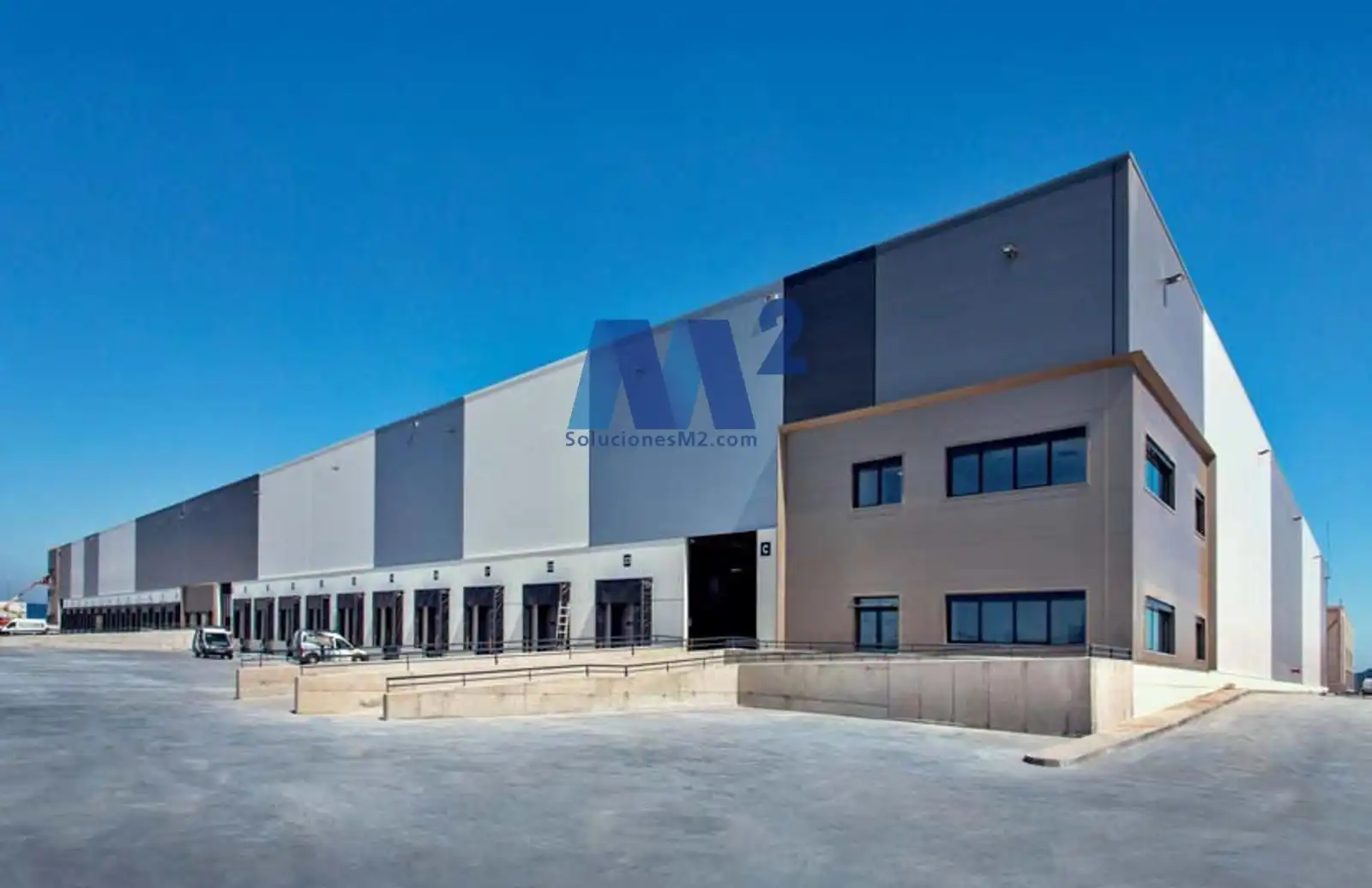 Nau industrial de lloguer a Alaun