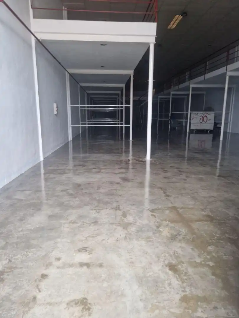 Industrial building to rent in Carrer Montcabrer 19A, imagen 5