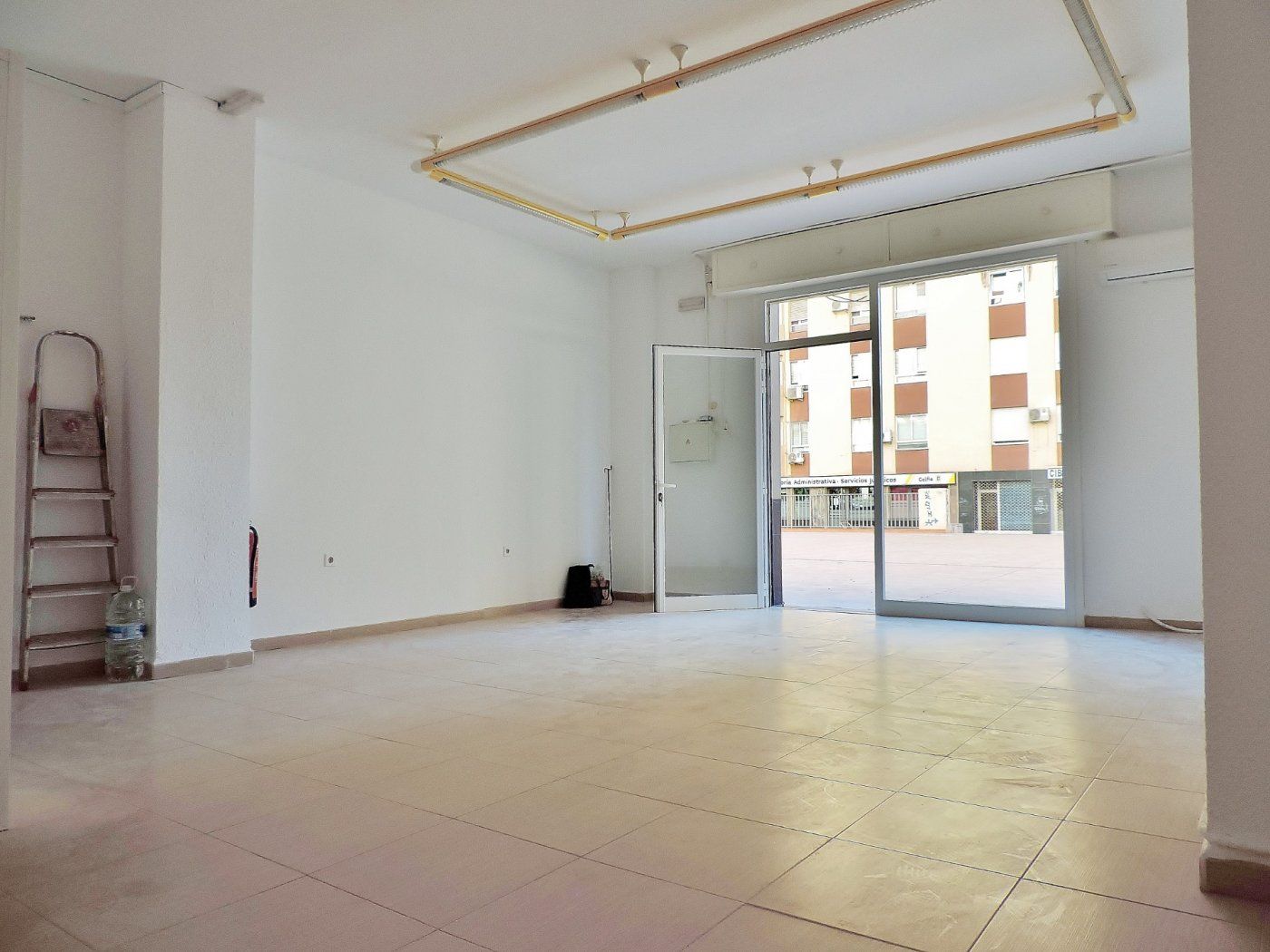 Premises to rent in  Almería Capital  with Air Conditioner