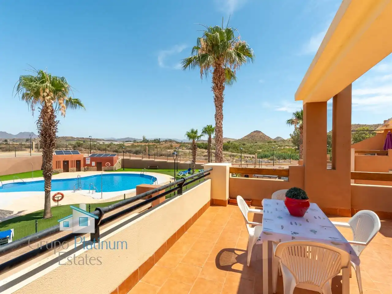 Apartment mit Pool zum Verkauf in San Juan de los Terreros