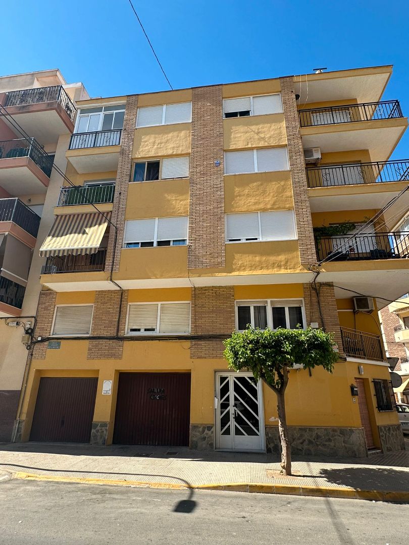 Außenansicht von Wohnung zum verkauf in Bigastro mit Klimaanlage, Möbliert und Balkon