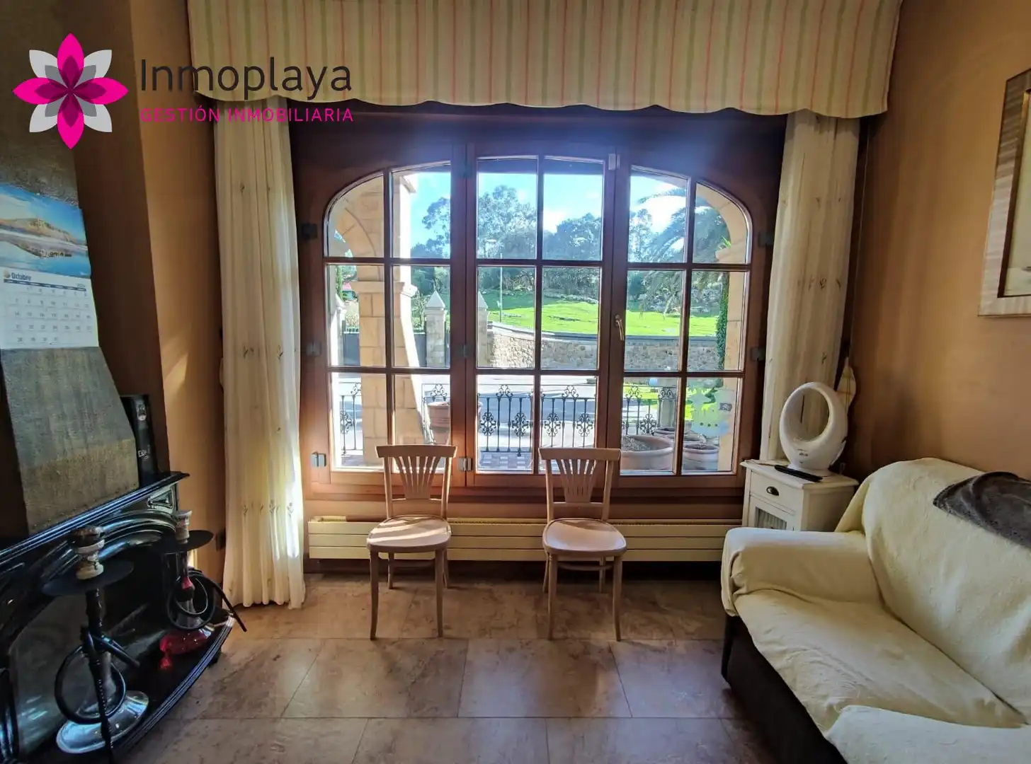 Sala de estar de Casa o chalet en venta en Noja con Jardín privado, Terraza y Trastero